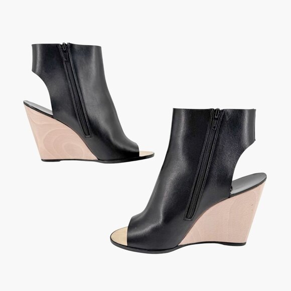 Chanel Black Leather Peep Toe CC Wedge Heel Ankle Booties Shoes Size 39 US 8–8.5 - Picture 11 of 15